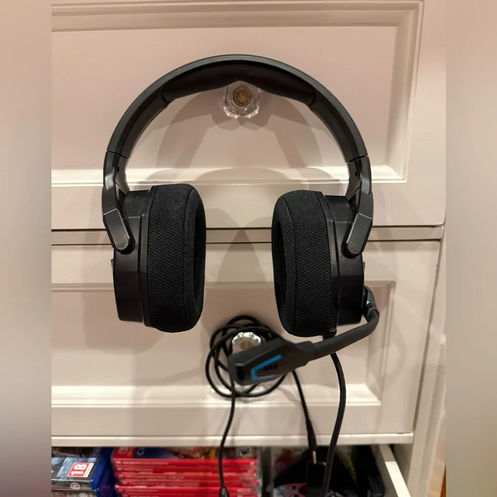Black Wired Gaming Headset with Microphone